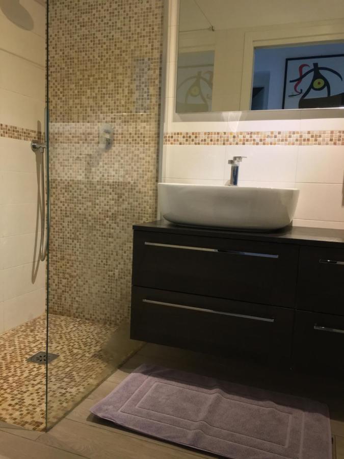 Casa Vittoria Apartment Дервио Екстериор снимка