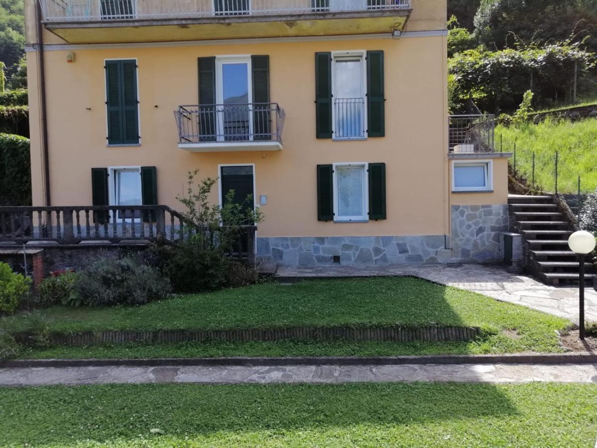 Casa Vittoria Apartment Дервио Екстериор снимка