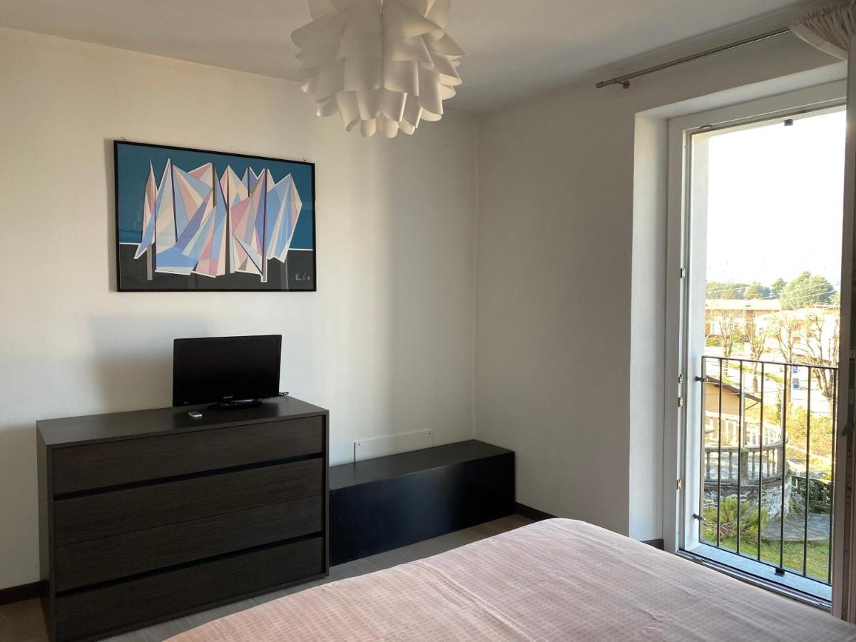 Casa Vittoria Apartment Дервио Екстериор снимка