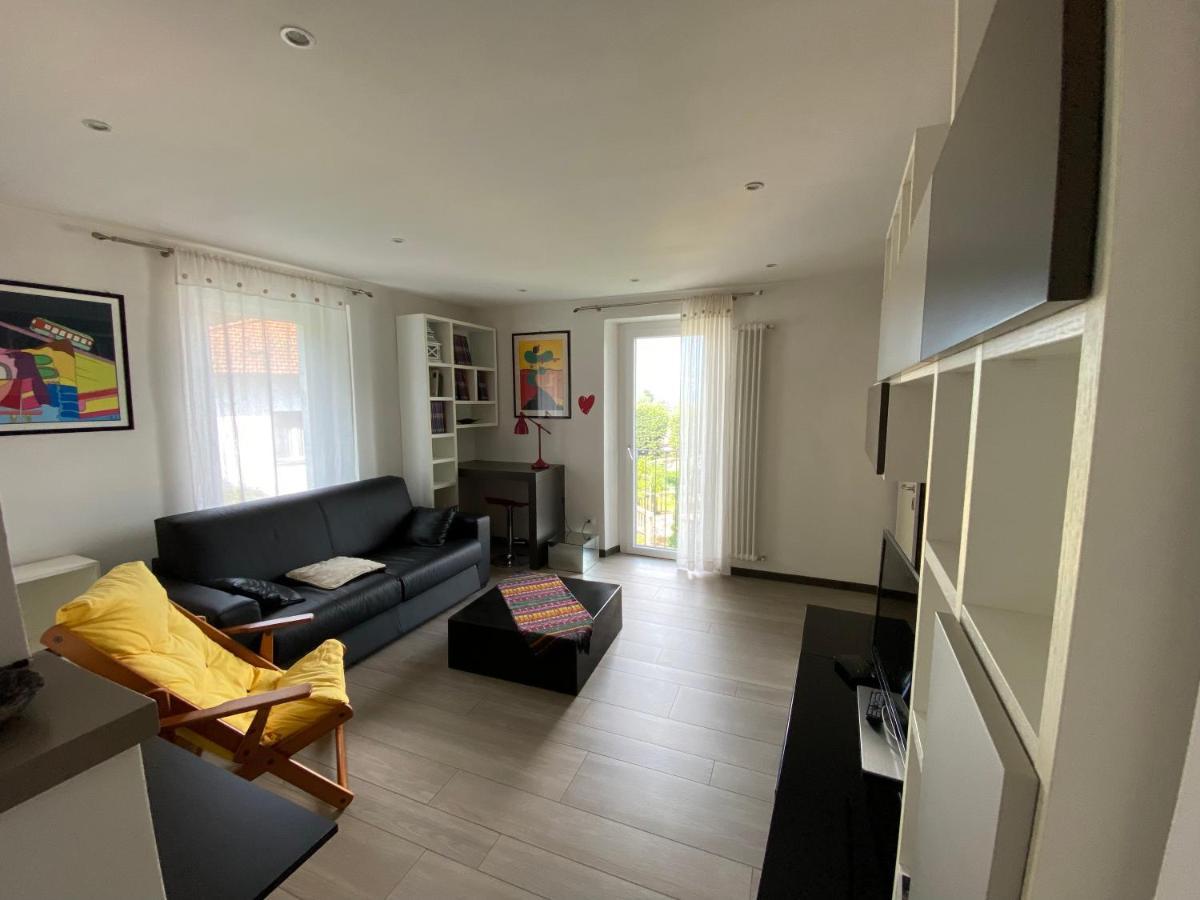 Casa Vittoria Apartment Дервио Екстериор снимка